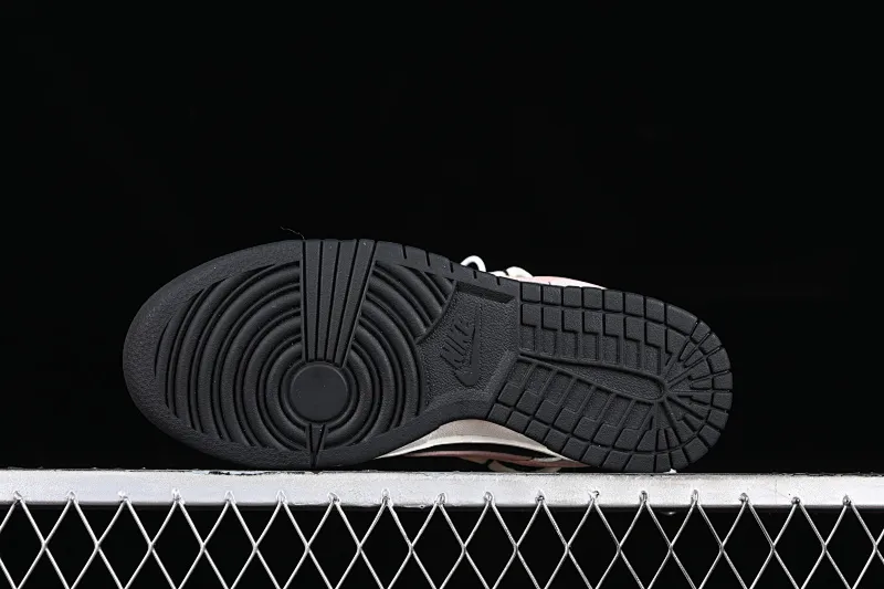 All categories Nk SB Dunk series Nk SB Dunk Low low-top sneakers CS version Nk Dunk Low Steam Puppet-Smoky Rose SB strap low-top casual sneakers FD1232-001